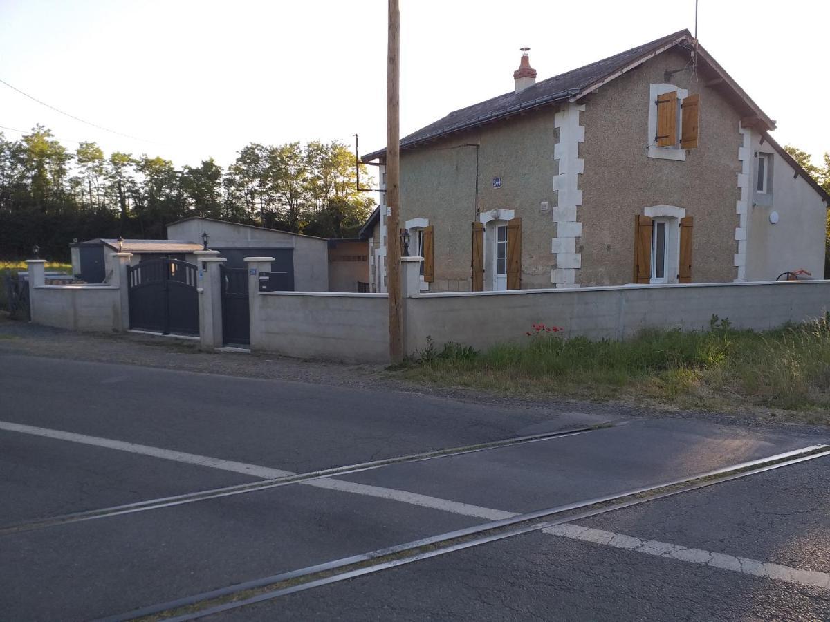 Apartmán Le Petit Pays Montgivray Exteriér fotografie