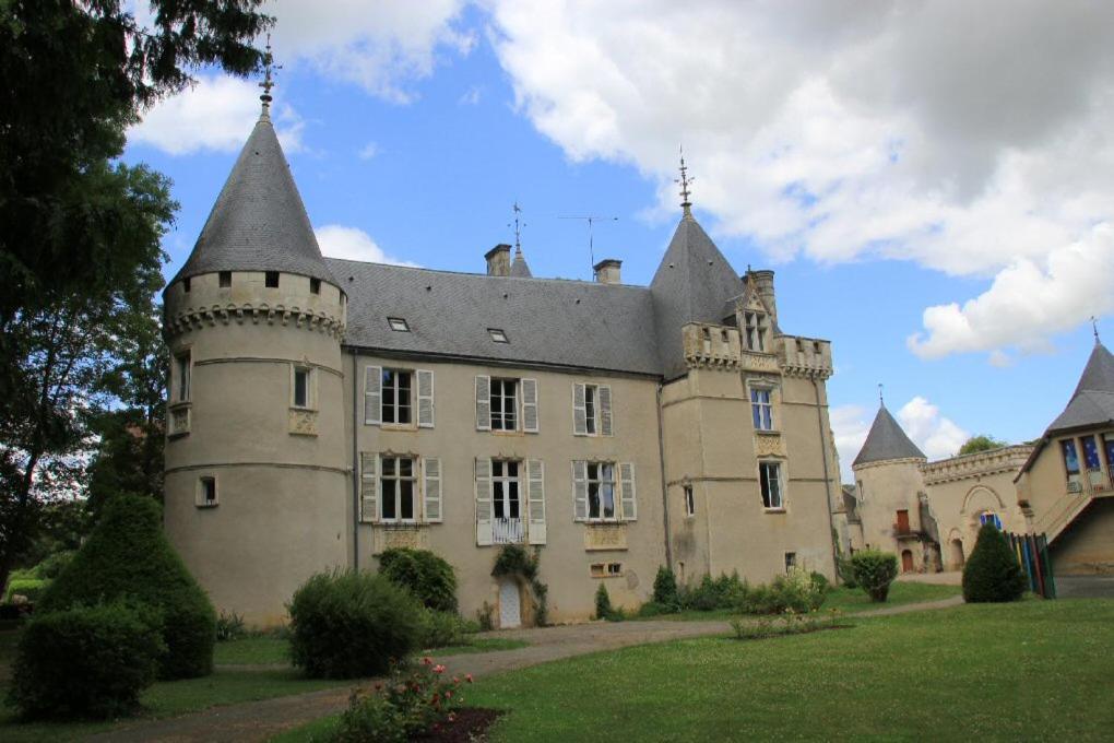 Apartmán Le Petit Pays Montgivray Exteriér fotografie